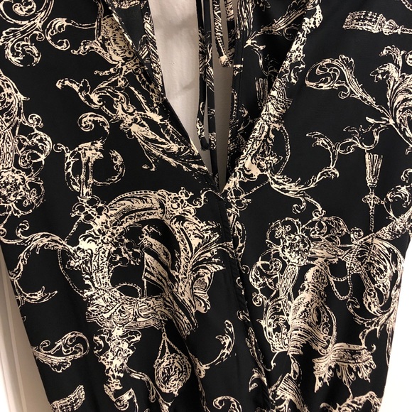 ROMPER - Picture 2 of 5